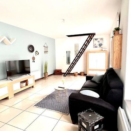 Agreable Maison De Ville Cosy De 122M² + Exterieur Wattrelos Экстерьер фото